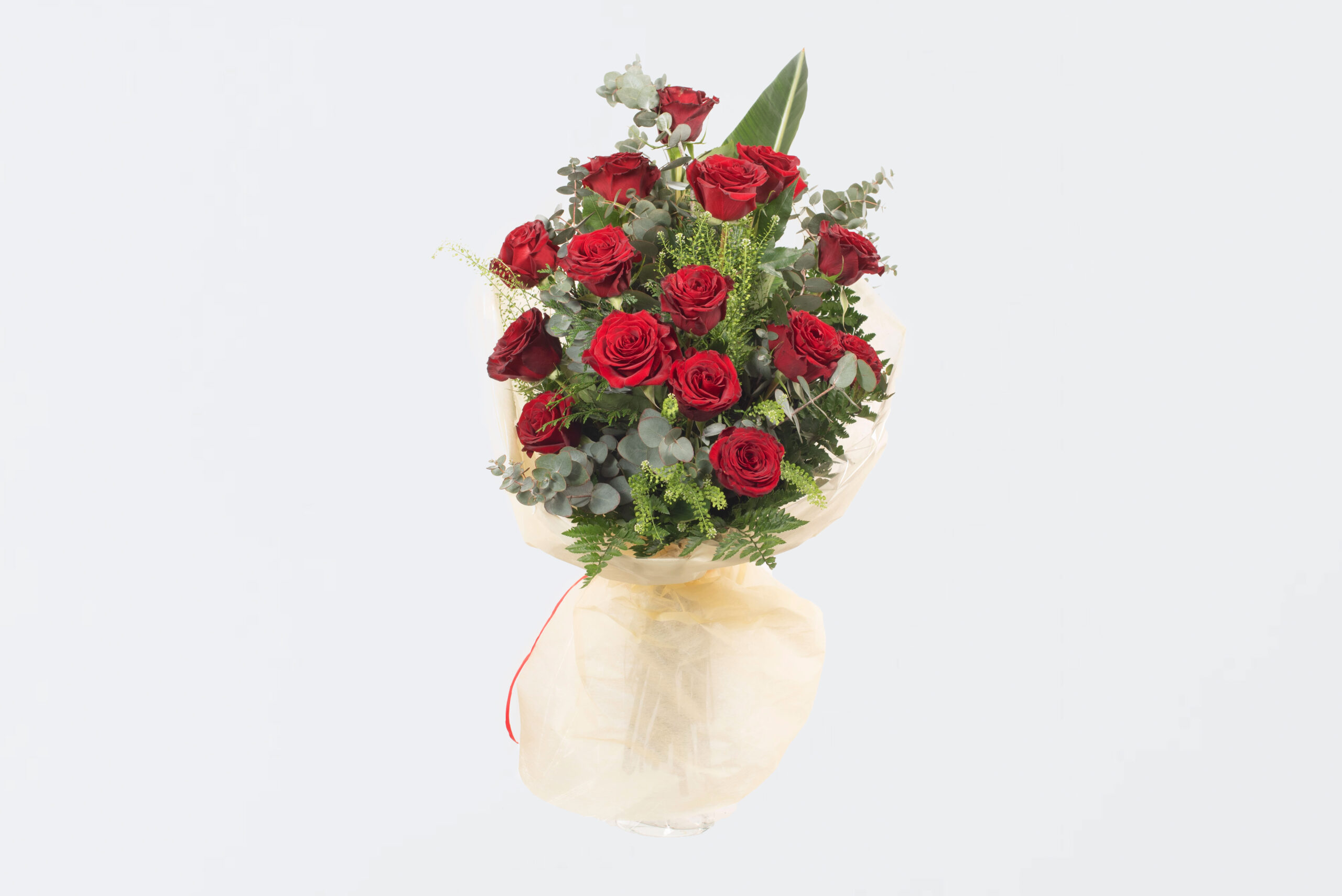 Ram mitjà de roses vermelles